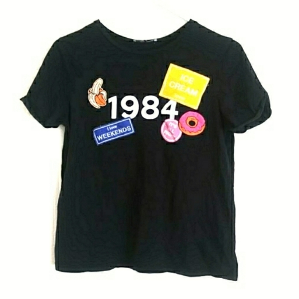 Zara Trafaluc Girls Black Multicolor t-shirt with Text And Patches Size Small